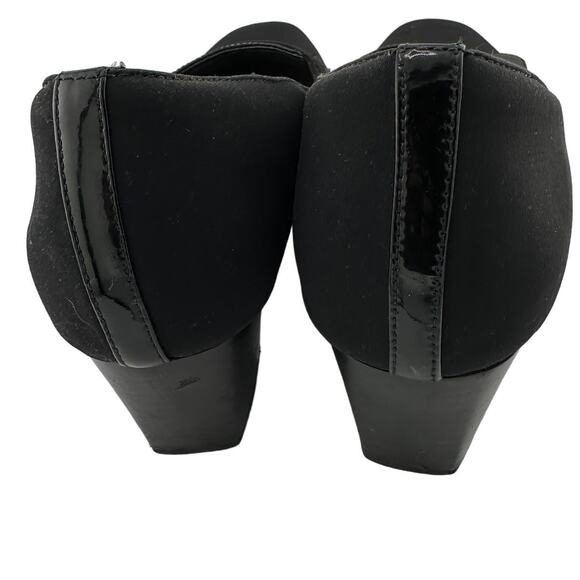 Clarks Every Day Levee Delta Black Fabric Pumps Block Heel Size 10 - Picture 4 of 5